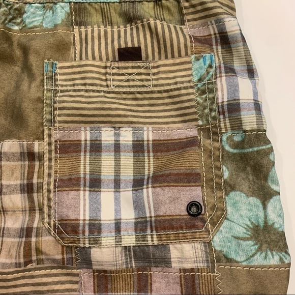 American Eagle swim trunks - Picture 10 of 12